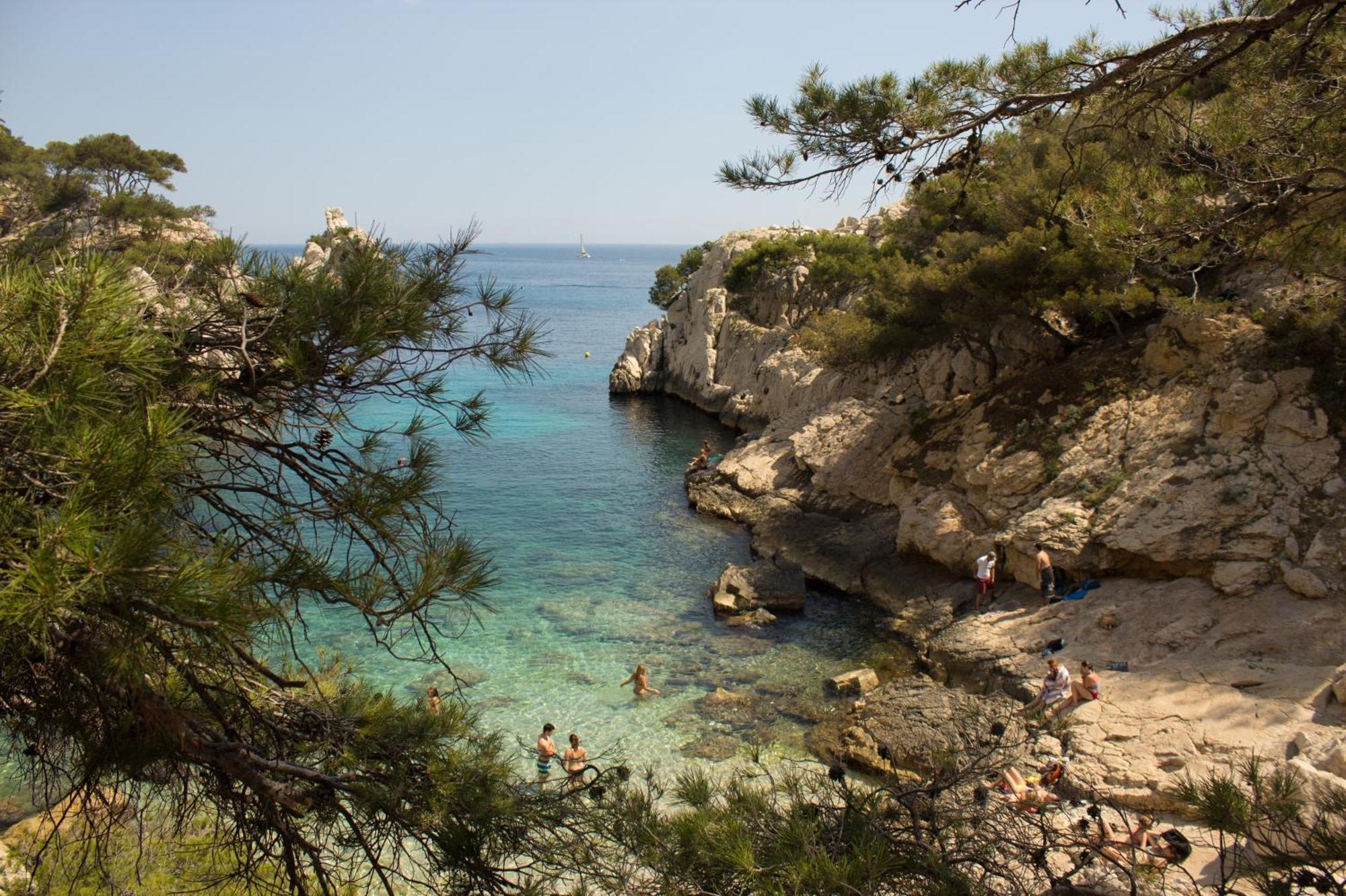 Adira Montgrand 2 Etoiles * Marselha