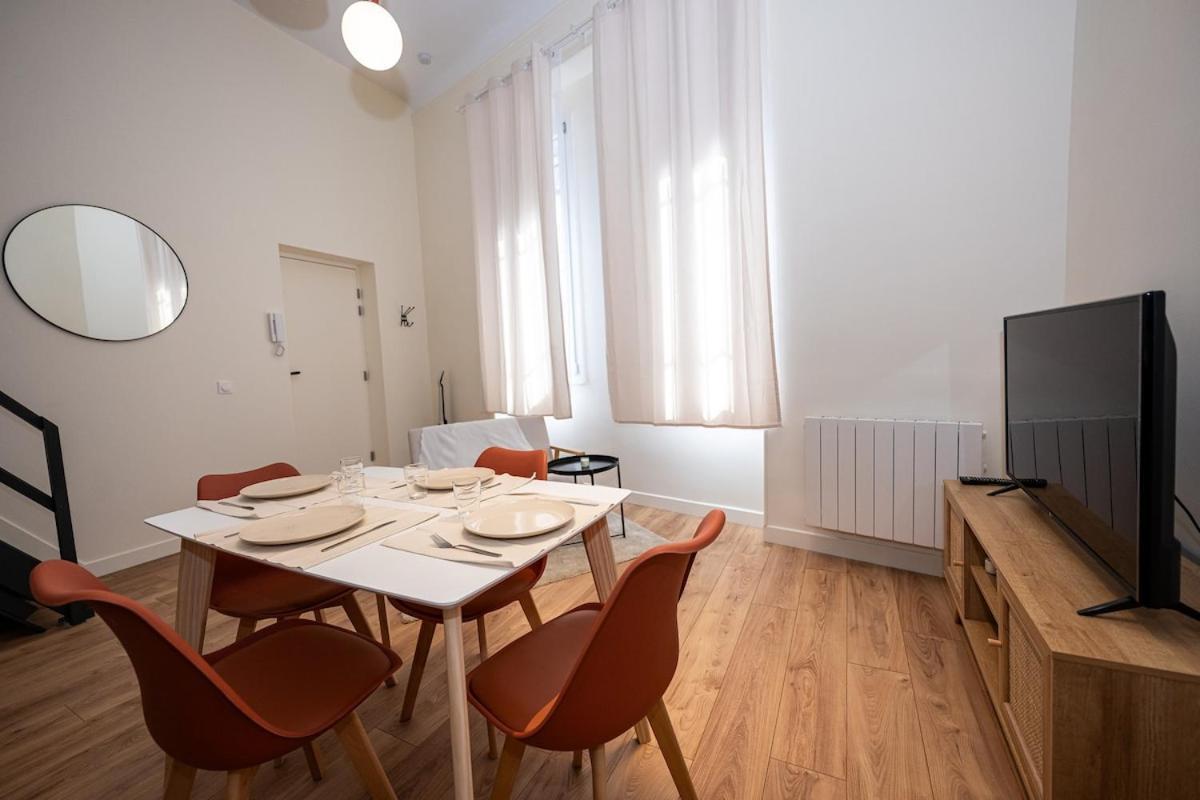 Exceptional Loft - 2 Bedrooms *