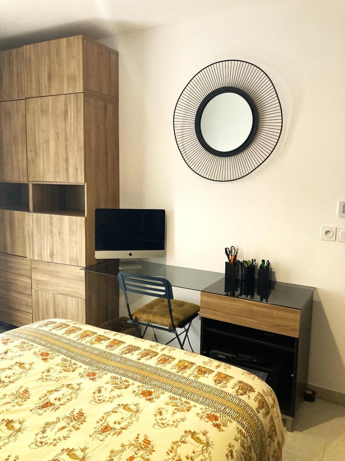Apartment Proche Vieux-port Mucem Et T2 Avec Terrasse