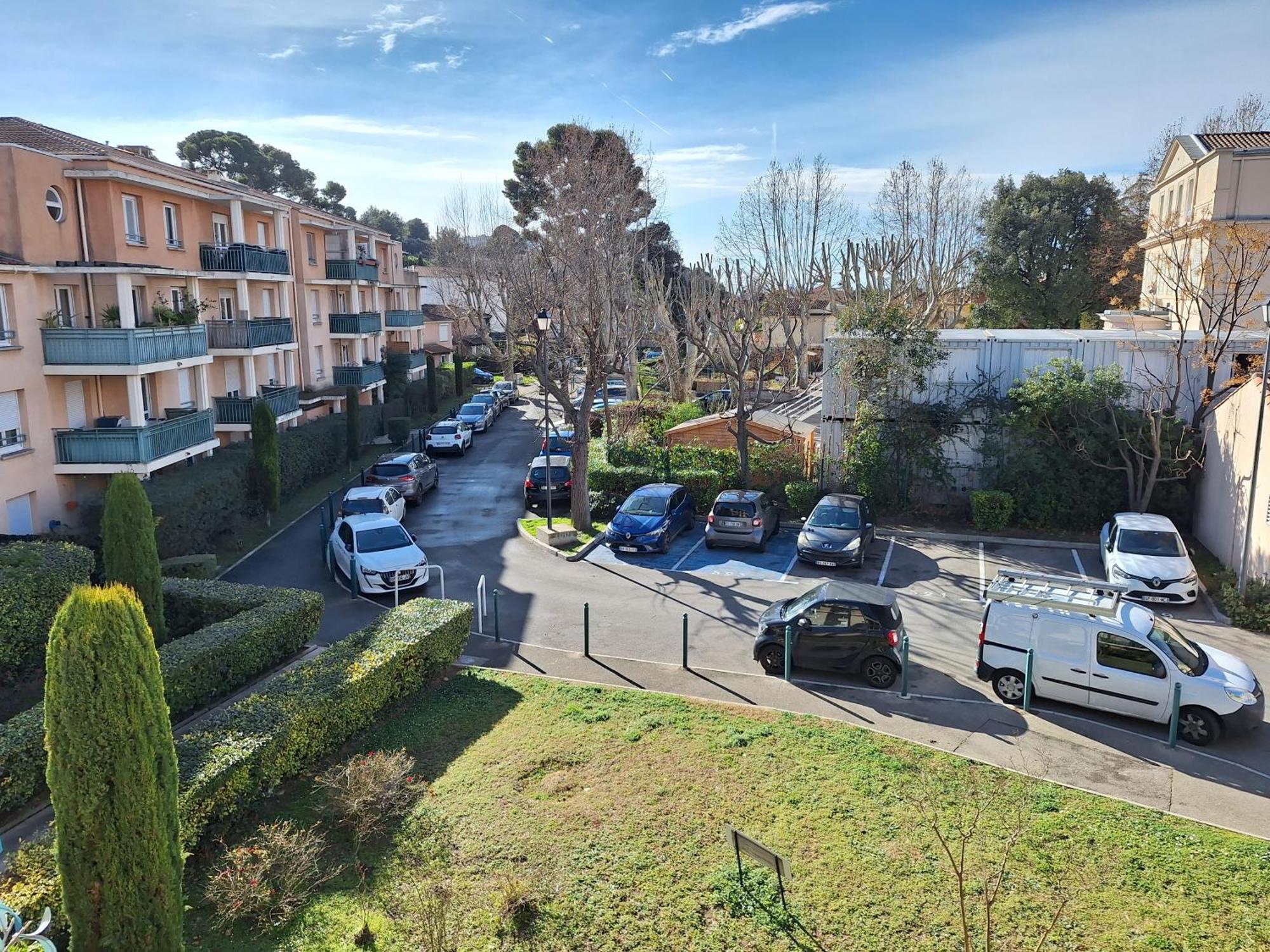 Parc De La Roseraie