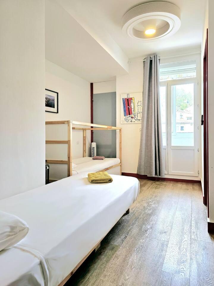 3 Bedroom With Beautiful View Old Port Marselha