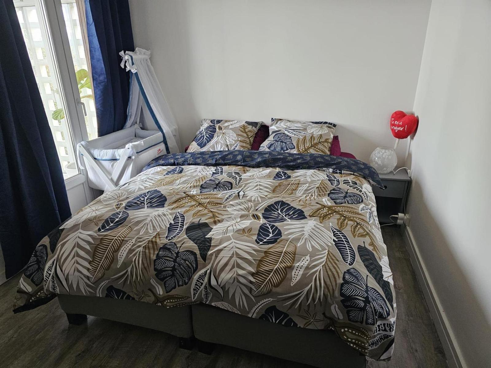 Apartment T2 Pres De La *