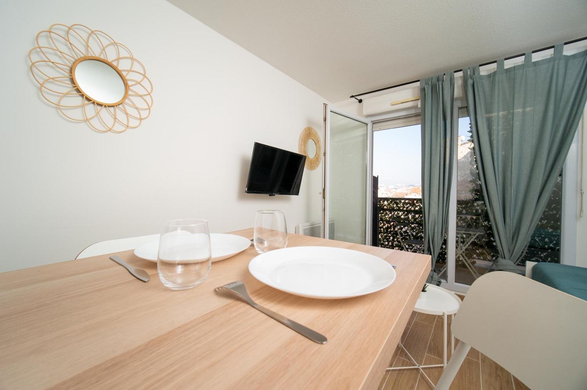 Apartment Equipe Avec Parking A 6min A Pied De La Gare St Charles *