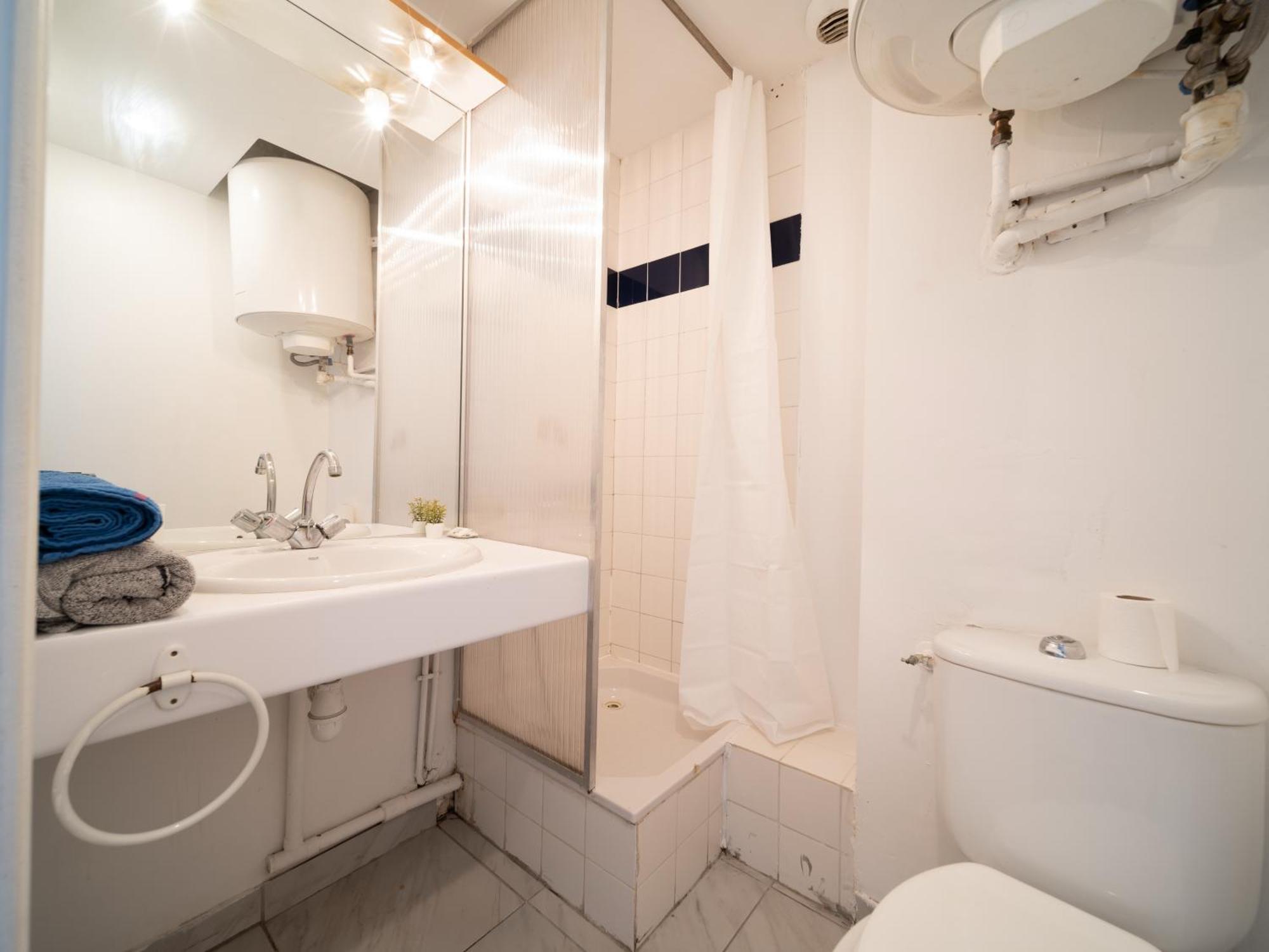 Equipe Avec Parking A 6min A Pied De La Gare St Charles Apartment