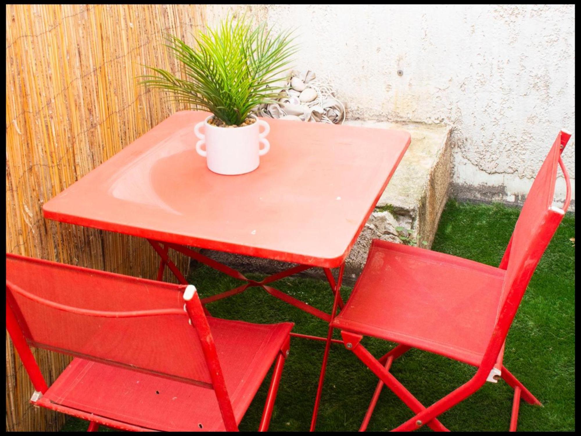 Appartement La Calade Enchantee Pour 4 *