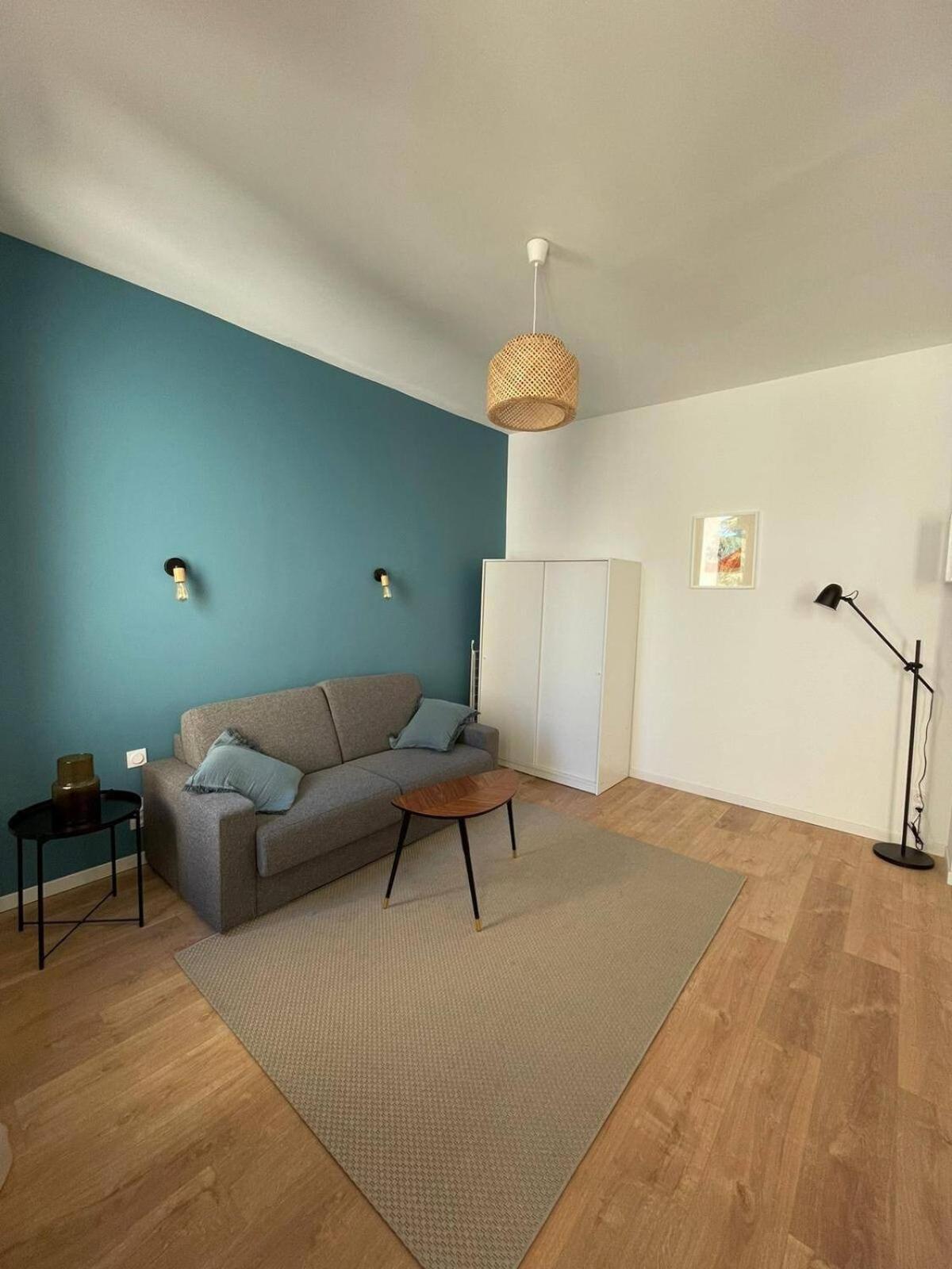 Le Saint Pierre Cosy