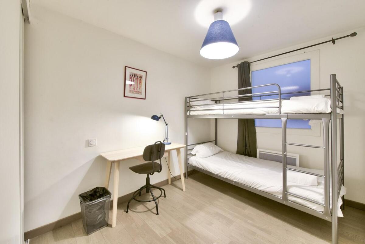 Modern 2 Bedroom Flat Near Vieux Port Apartment *