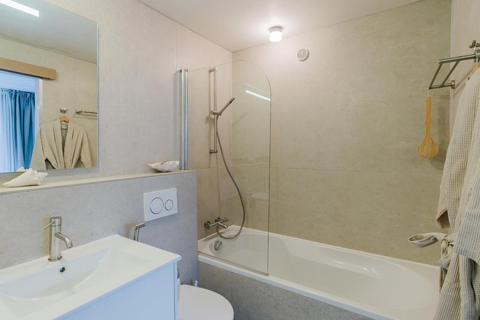Bed & Breakfast Maison Chaliot Hosts & Events Marseille