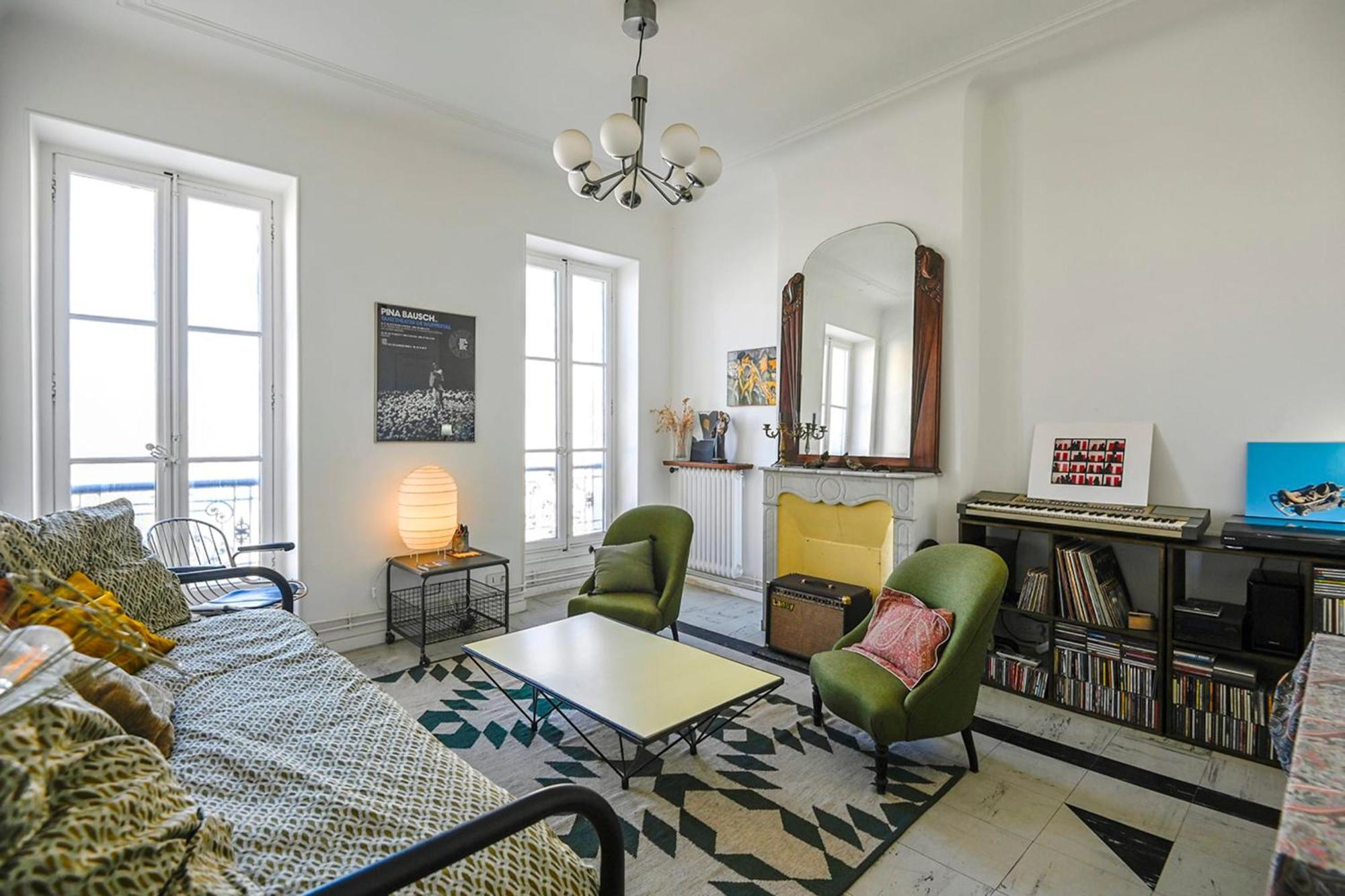 1-bedroom Near Downtown *