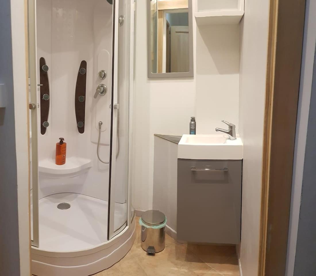 Petit Paradis Au Calme En Plein Hébergement de vacances *