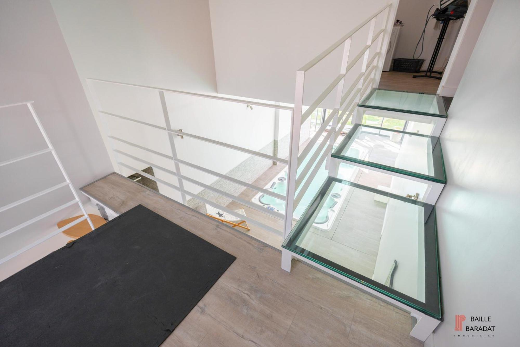 Queen Avec Jardin, Piscine Et Chauffe Interieur - 15 Couchages Marseille