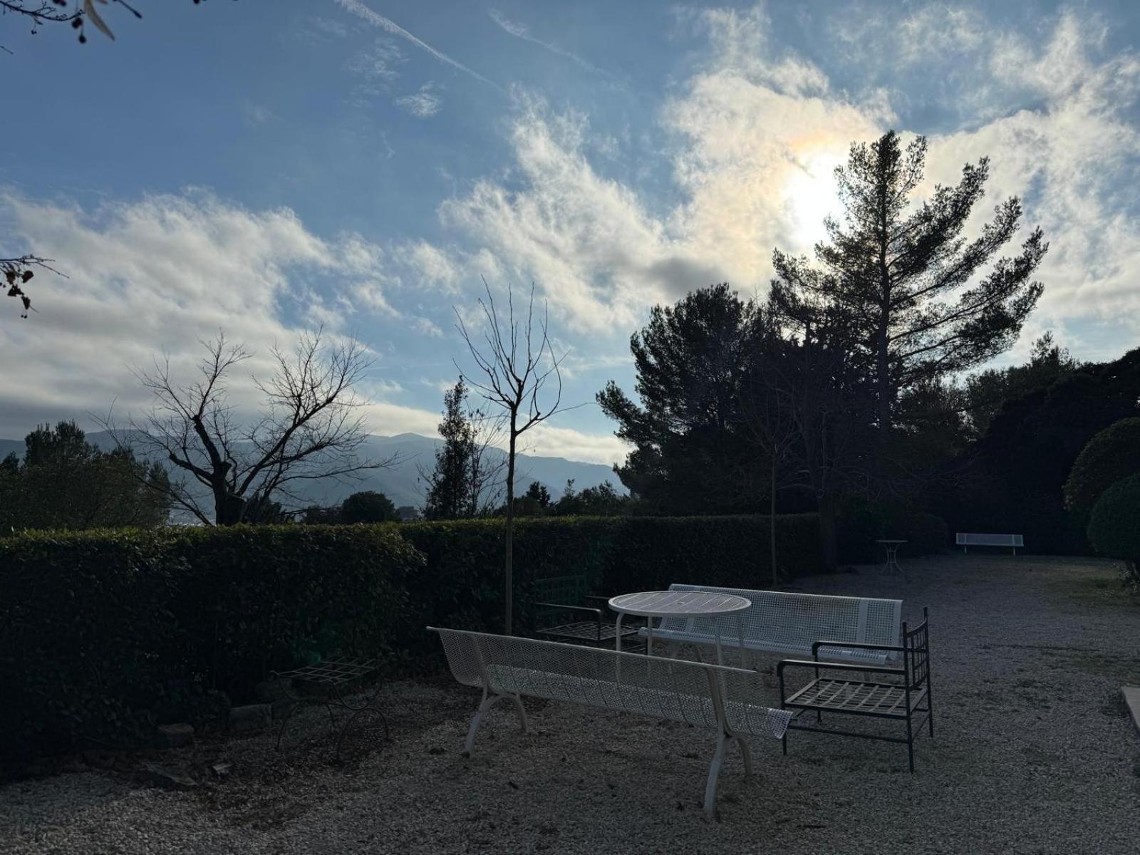 Bastide Provencale Avec Piscine * Marselha