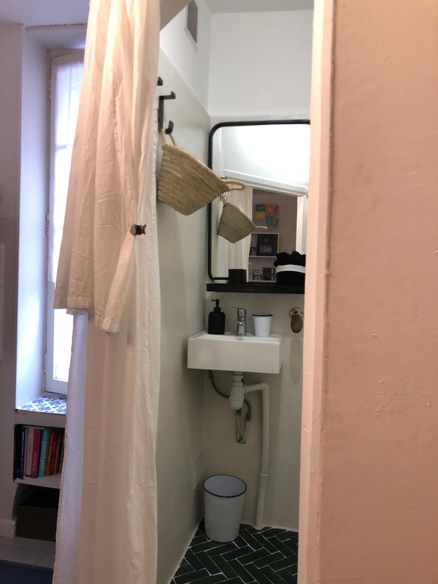 Charming With Patio In The Heart Of Appartement *