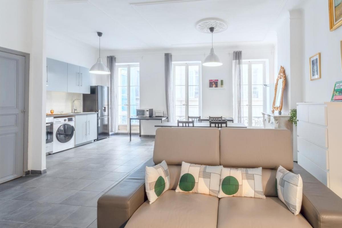 Grand Appartement, Gare Saint-charles A 5 Min Apartment *