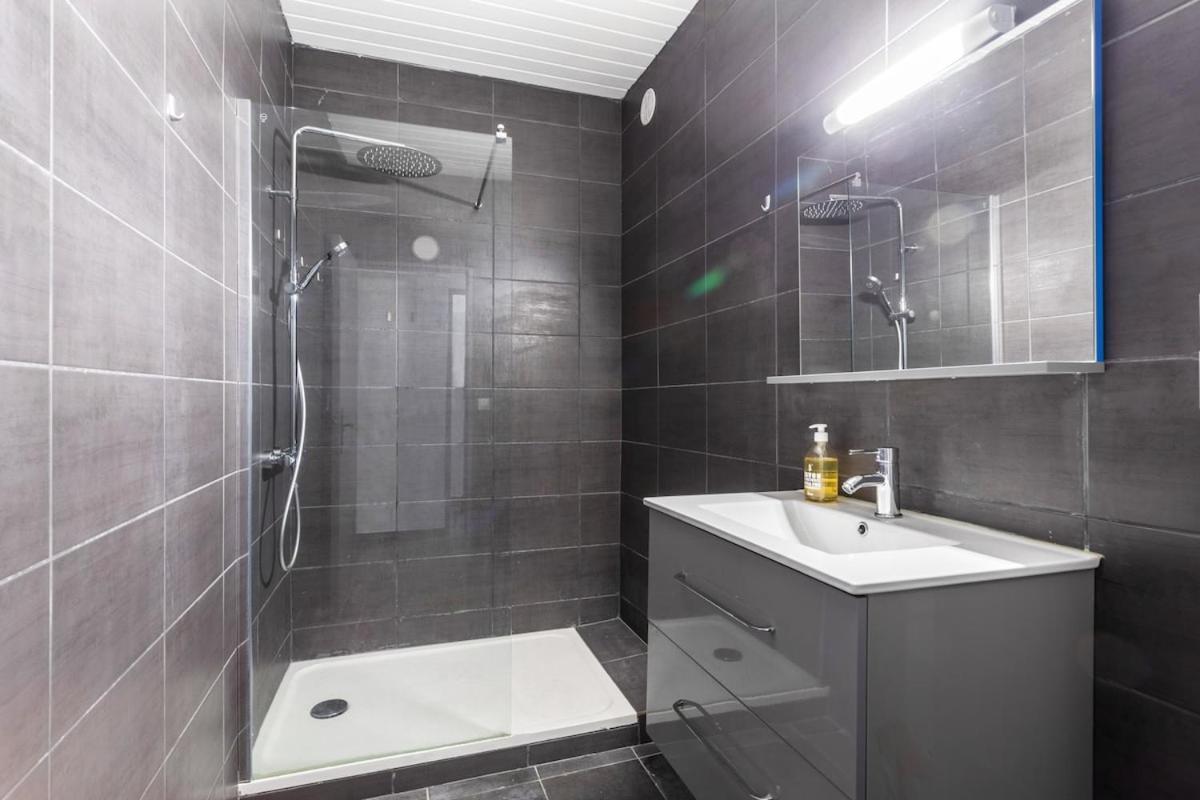 Grand Appartement, Gare Saint-charles A 5 Min * Marseille