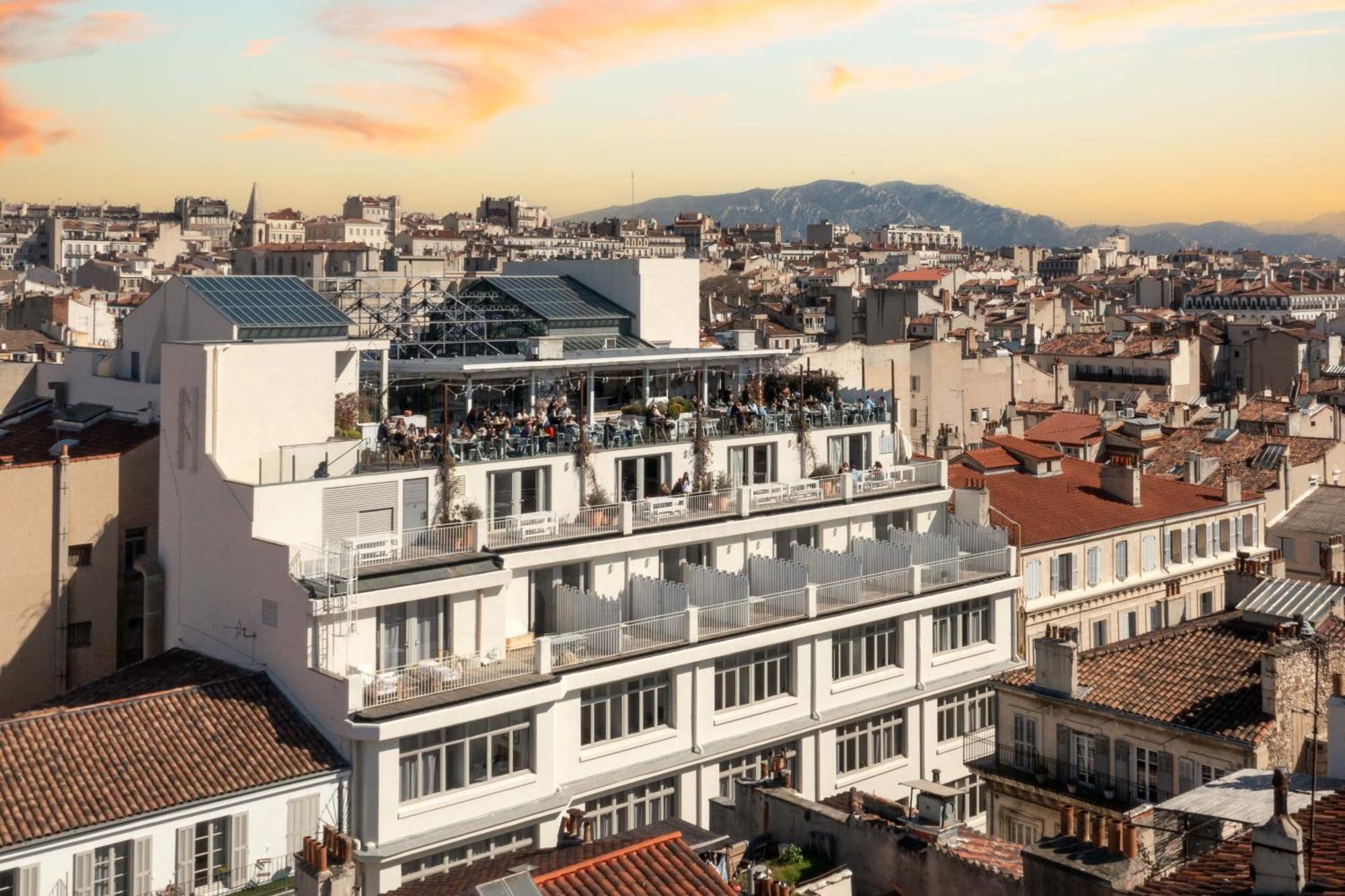 The Babel Community - Vieux Port Aparthotel *