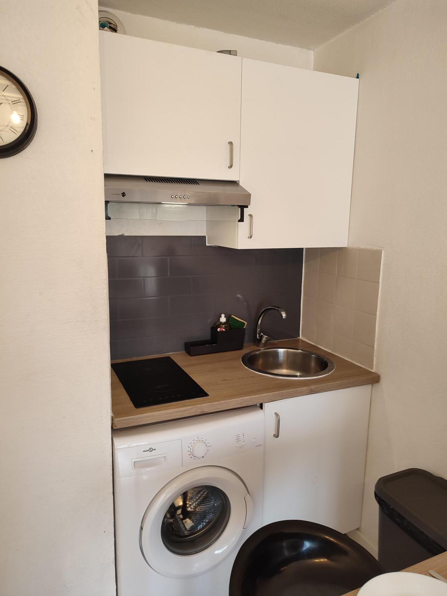 Climatise Avec Parking A 6min A Pied De La Gare St Charles Appartement Marseilles