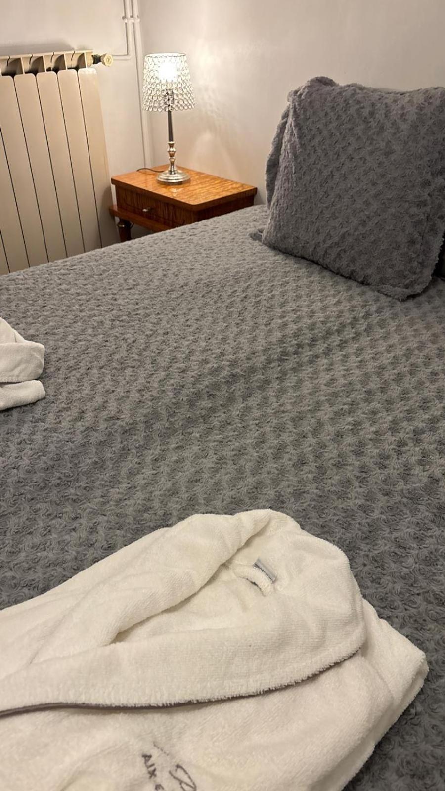 Jolie A La Joliette Apartment *
