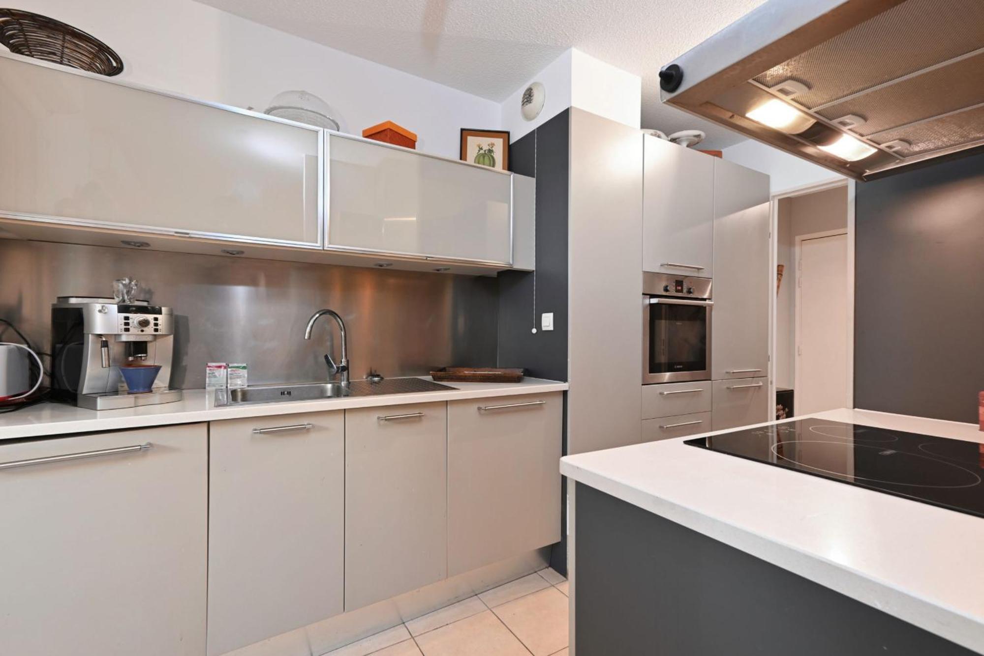 Koenig - T3 De Standing Avec Balcon Parking Et Vue Apartment Marseille