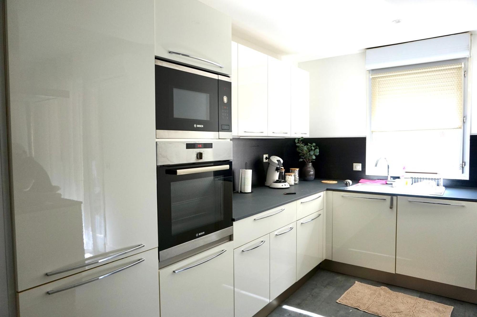 Longchamp Apartment