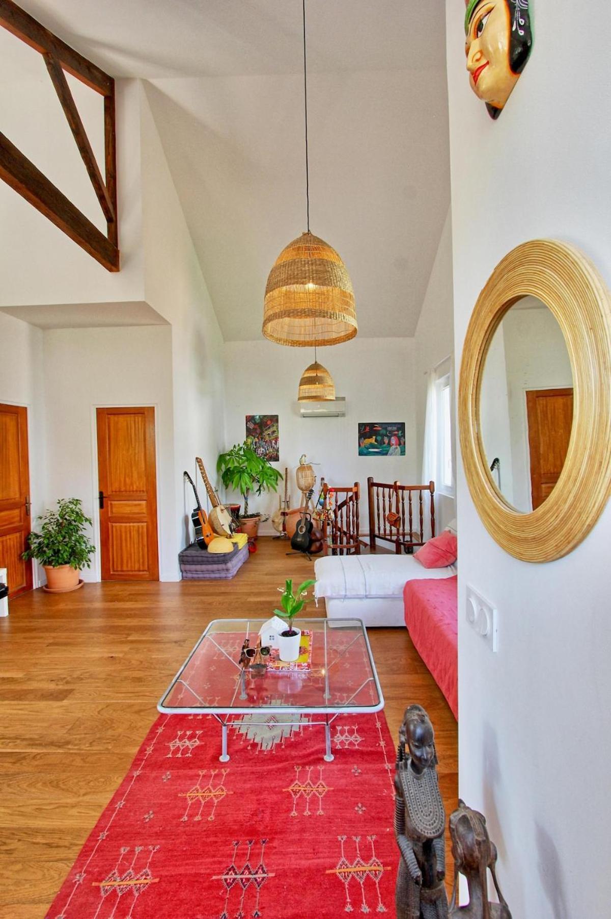 Large Quiet House With Pool Marseilles