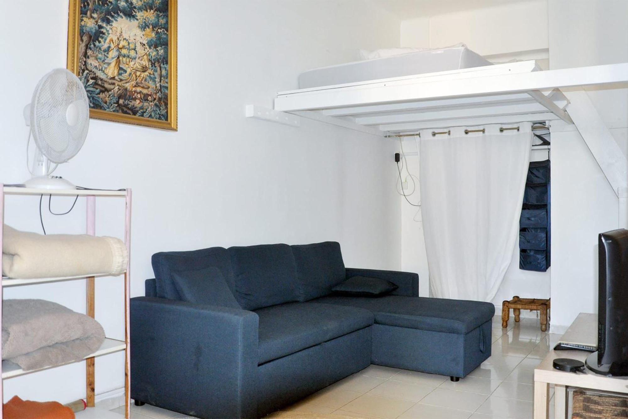 For 2 With Balcony - Near The Marselha