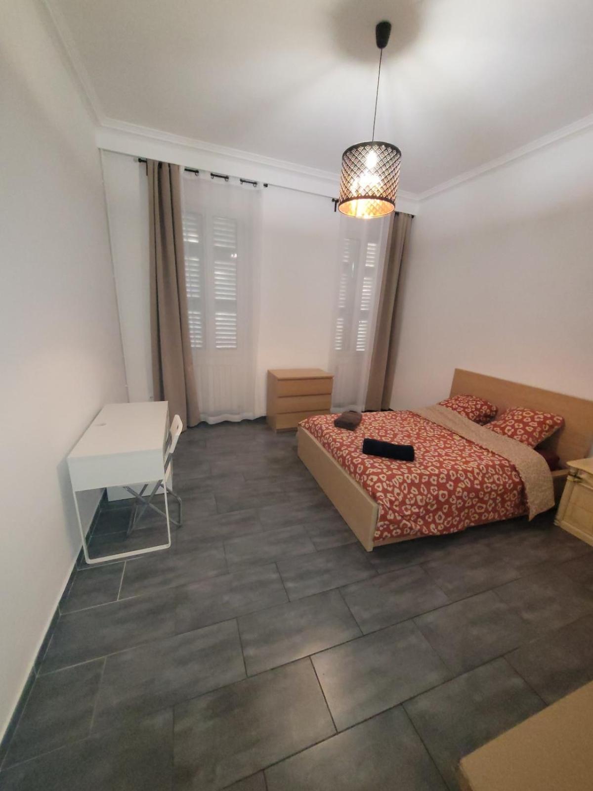Le Reforme Pour 6 Personnes * Marseilles