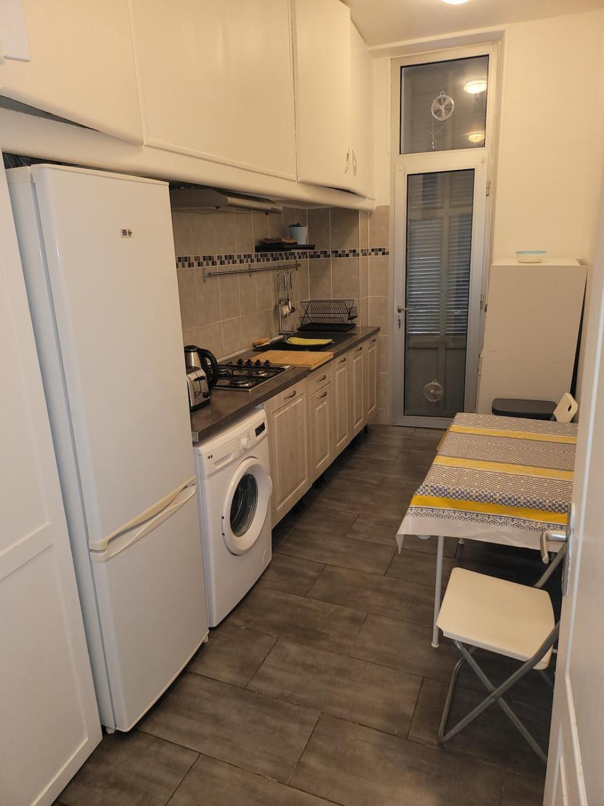 Apartment Le Reforme Pour 6 Personnes *