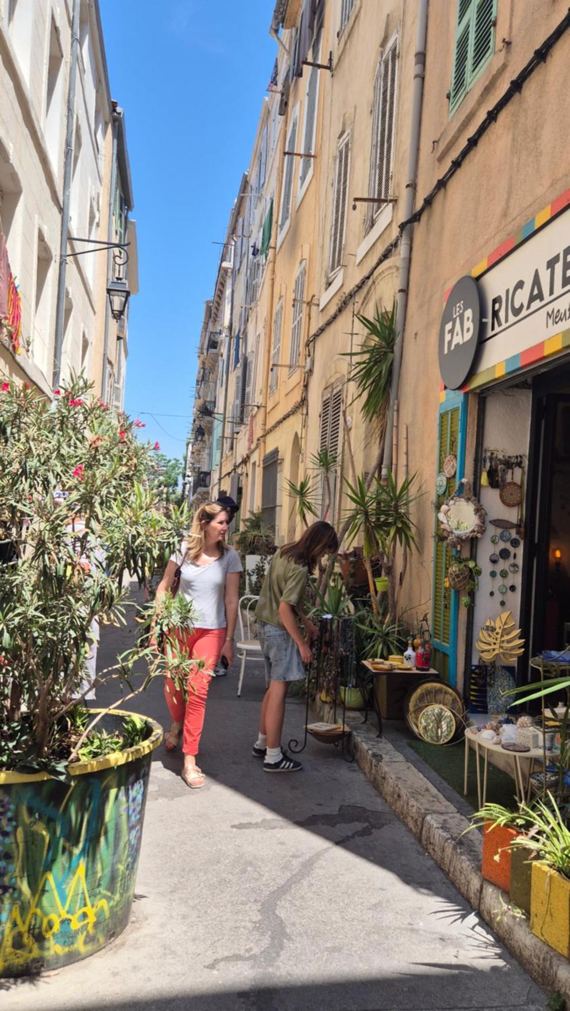 Au Coeur Du Panier Avec Terrasse 2 A 4 Personnes Climatisation Appartement Marseilles