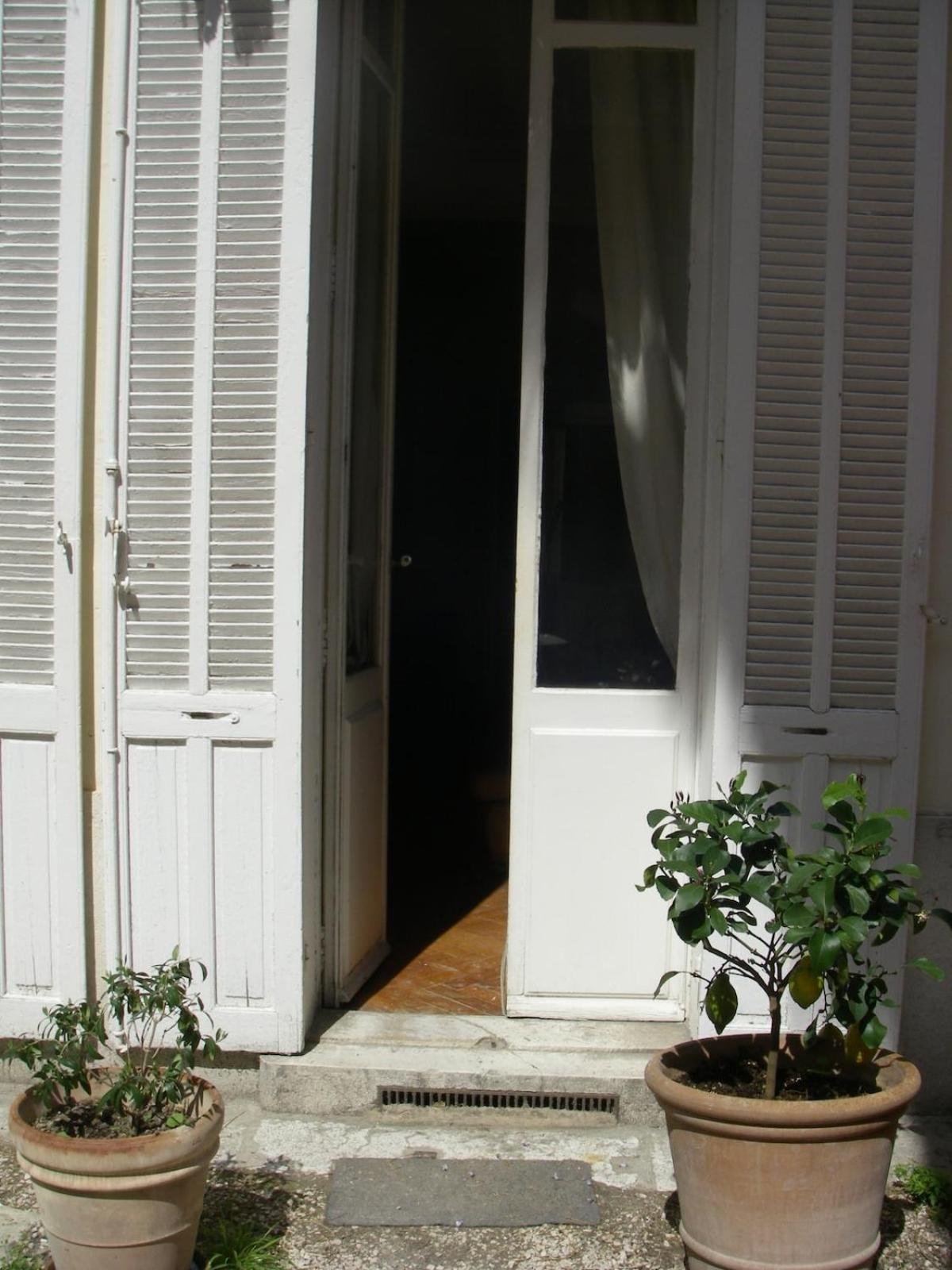 Pleasant 120 M2 Duplex, Garden, Quiet, South, Center * Marseilles