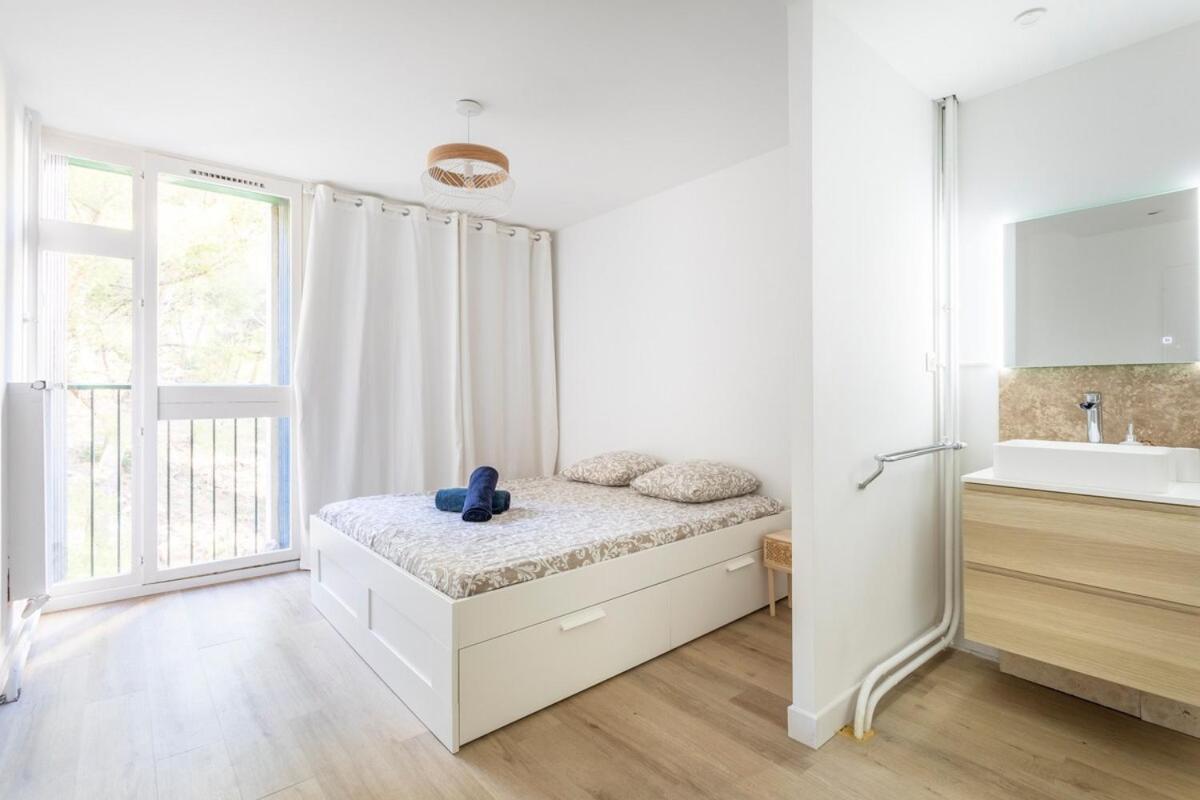 Apartment Rare T3 Neuf Au Milieu Des Pins Parking Et Clim Marseille
