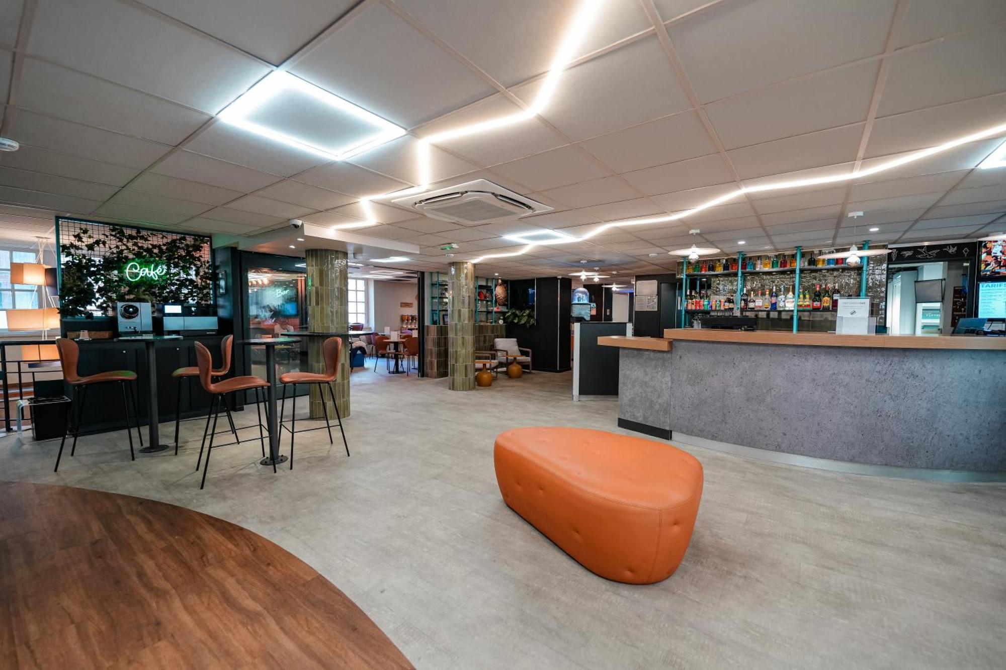Ibis Budget Vieux Port Hotel 2*