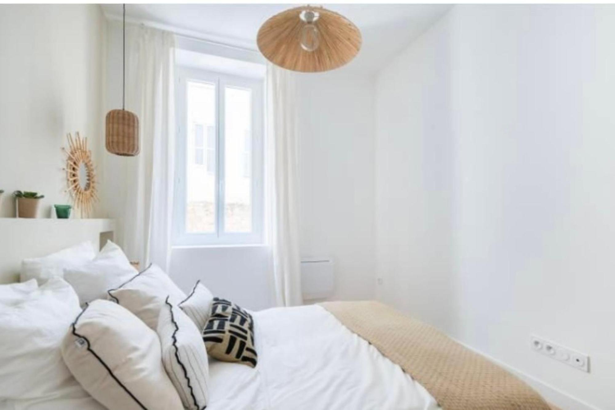 Bright 47 M2 With Terrace Hypercenter Apartment *