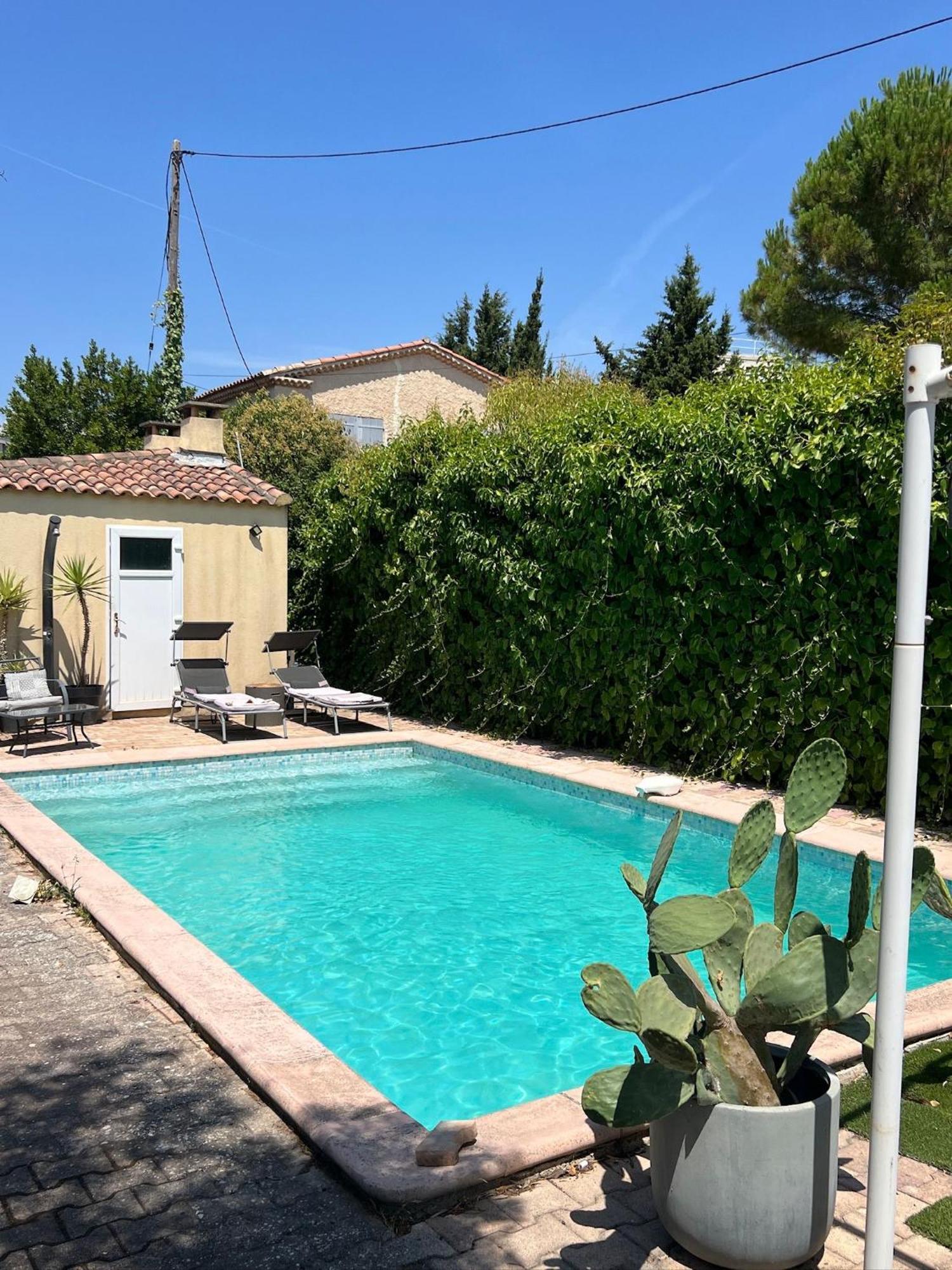 Homestay Prive Avec Piscine ,parking Et Cuisine Prive