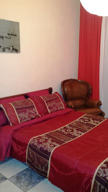 Des Allees 3* Marselha