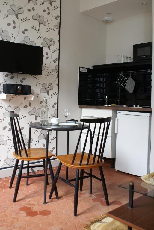 Apartment Decoh Rue Dragon