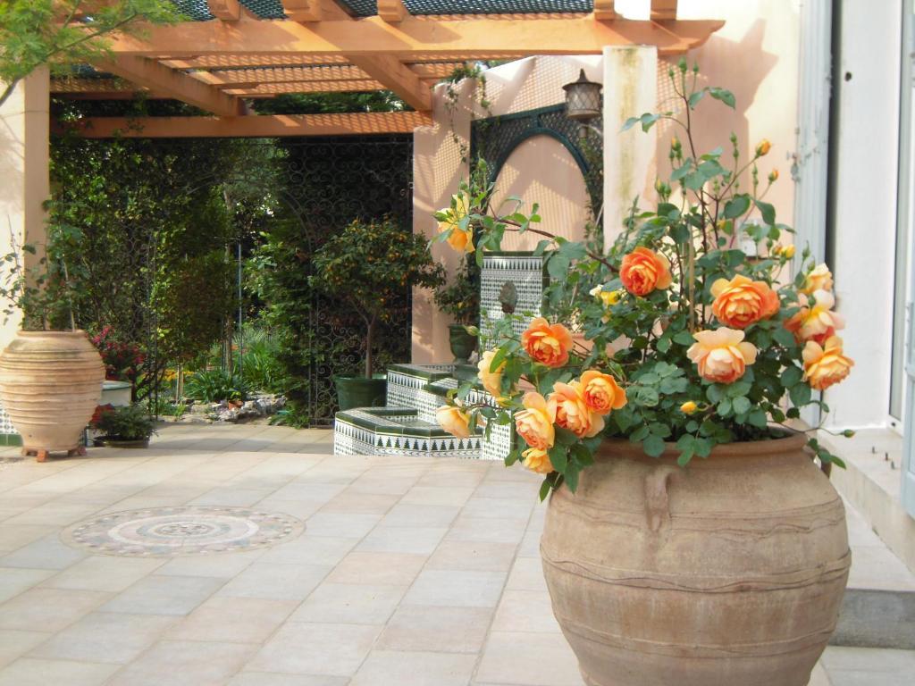 Bed & Breakfast Valflor D'hotes Et Marseille