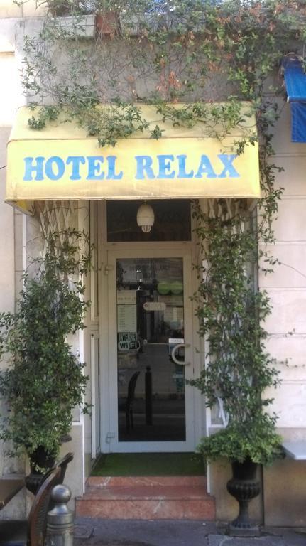 Relax Hotel *