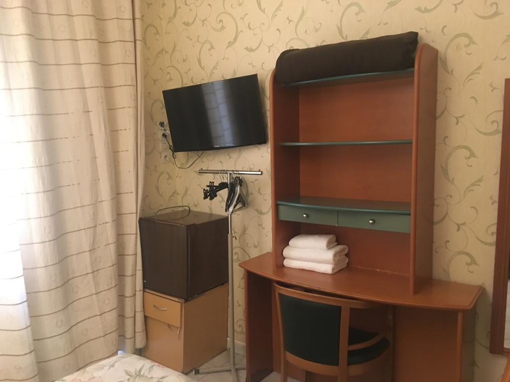 Relax Hotel