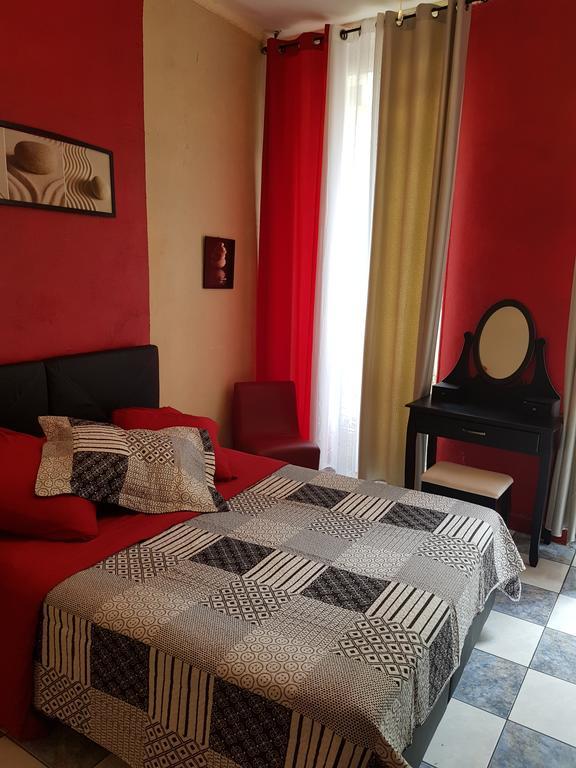Des Allees 3* Marselha
