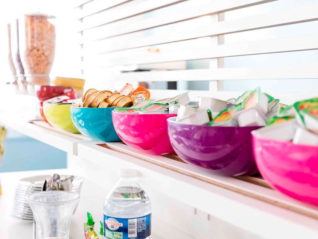 Khách sạn Ibis Styles Centre Prado Place Castellane Marseille