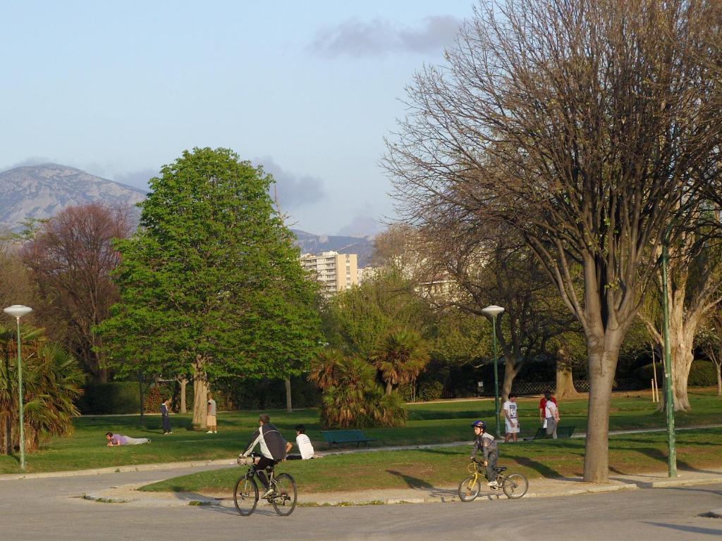 Les De Jeannette Marseille
