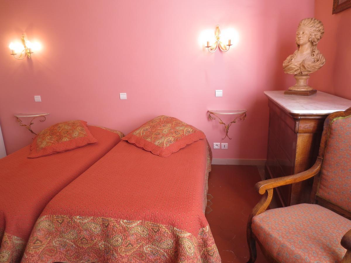 L'oustau Hotel 3*