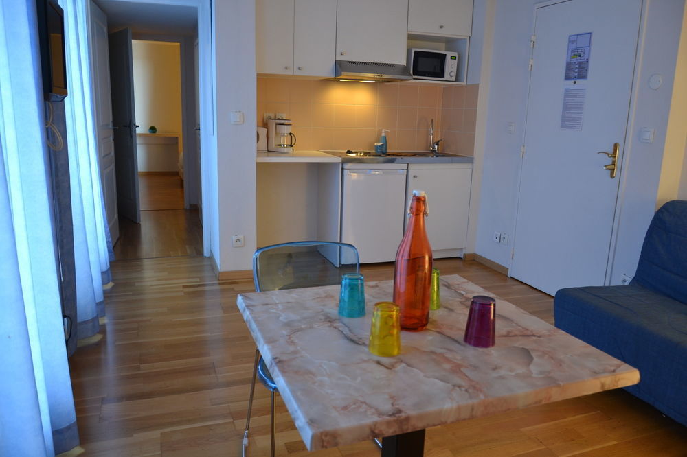 Aparthotel Residhotel Vieux Port 3*
