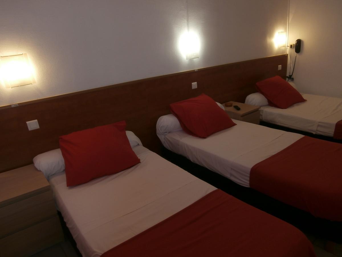 Imperial Hotel *