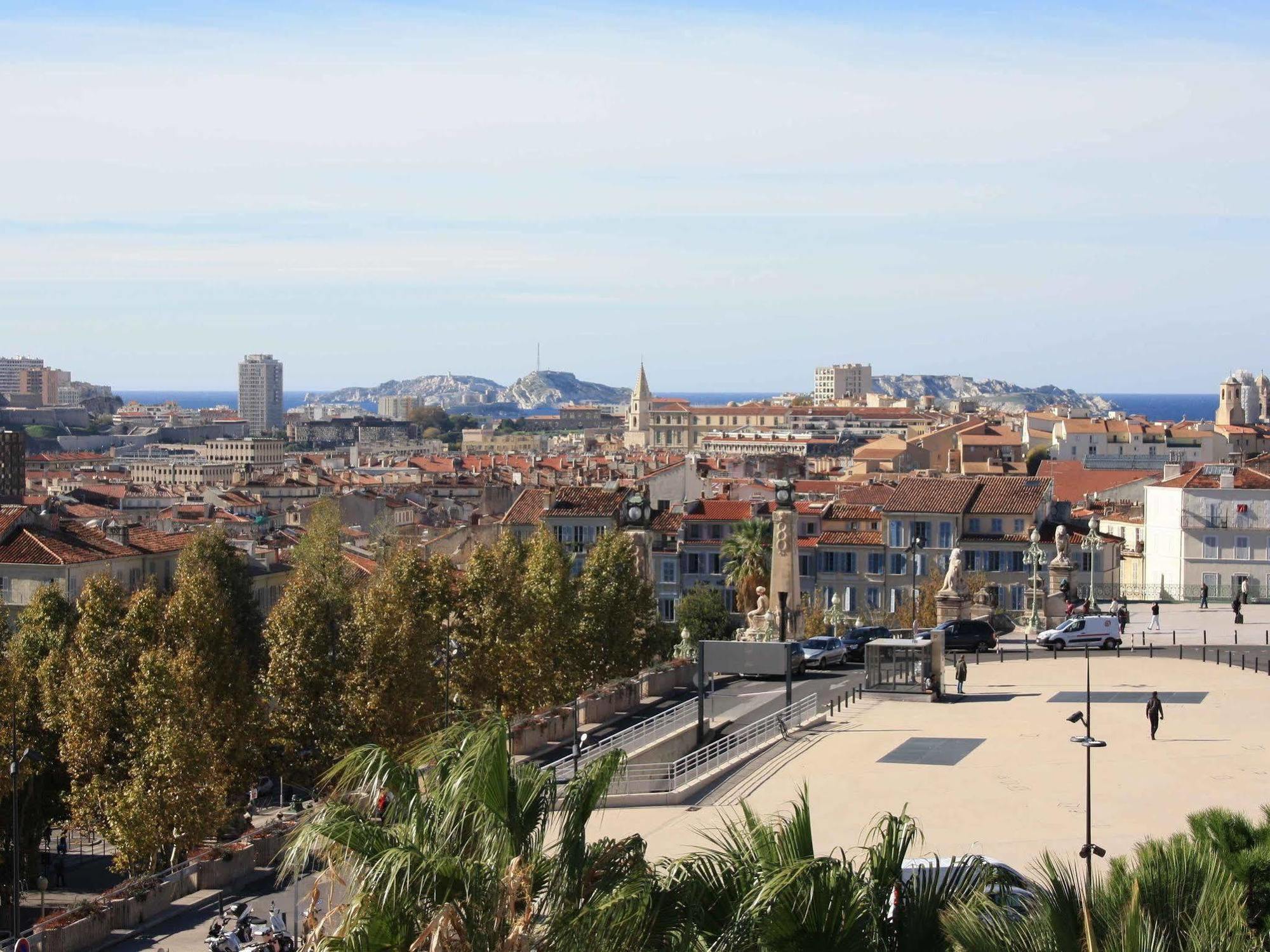 Ibis Centre Gare Saint Charles Hotel 3*