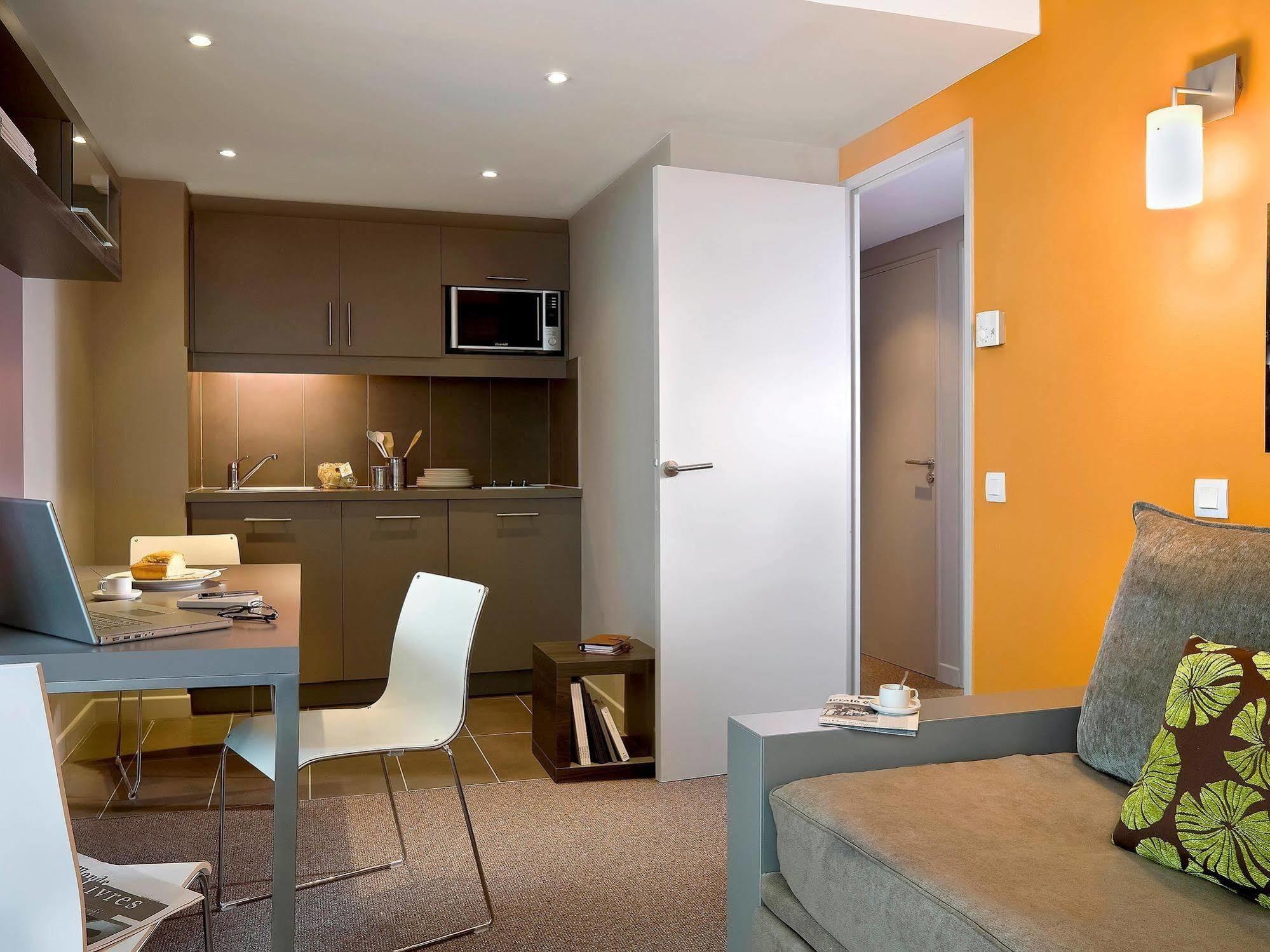 Adagio Vieux Port Khách sạn hẻo lánh 4*