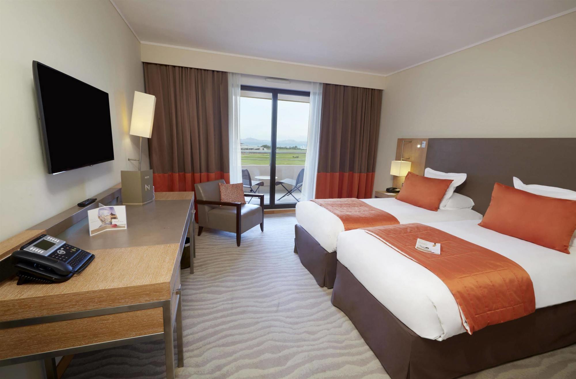 M Hotel 4*