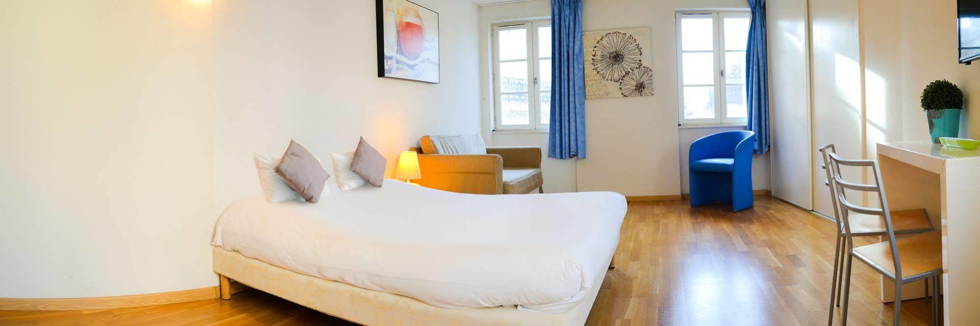 Aparthotel Residhotel Vieux Port 3*