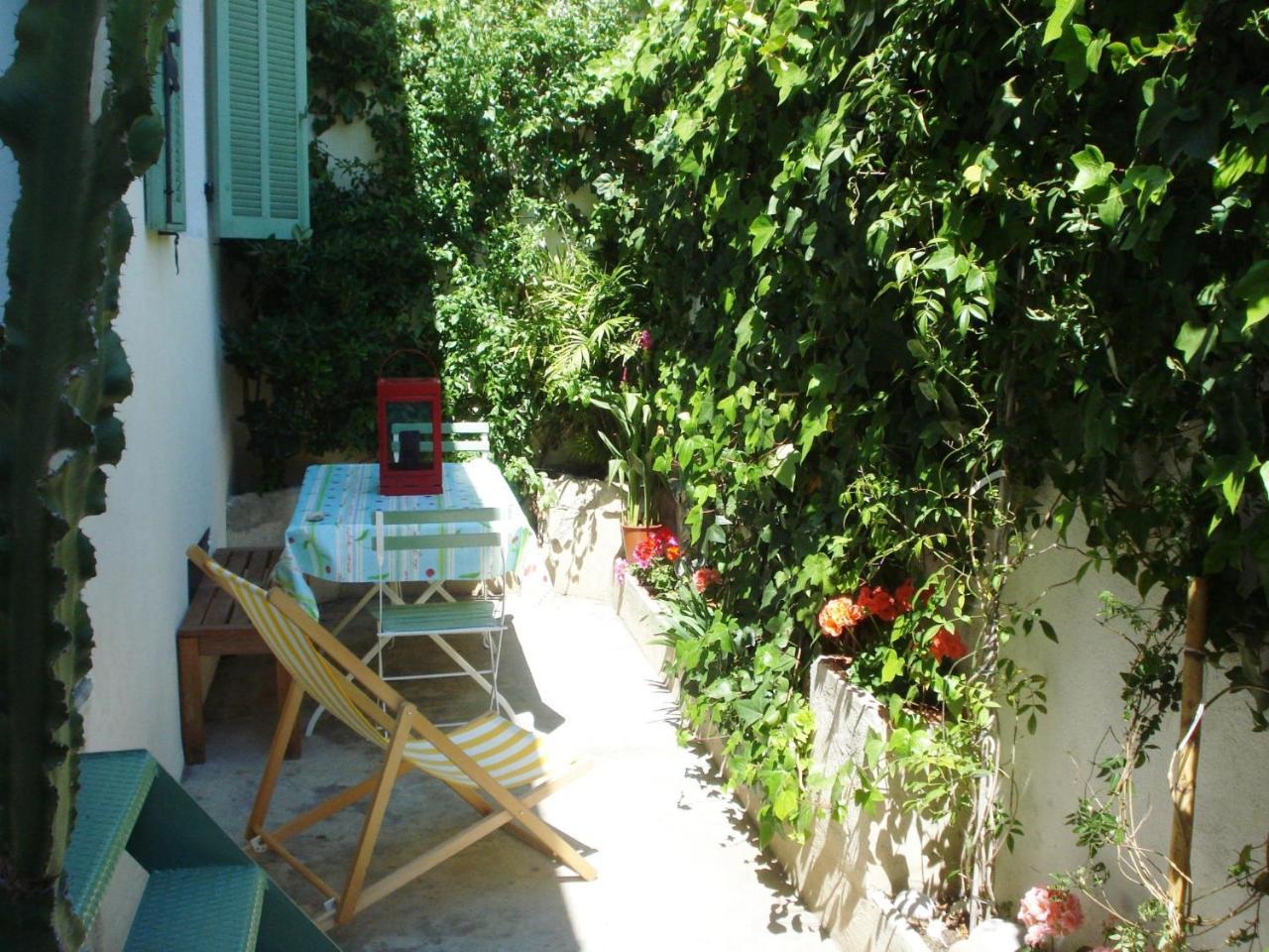 Typique Maison De Pecheurs * Marseille